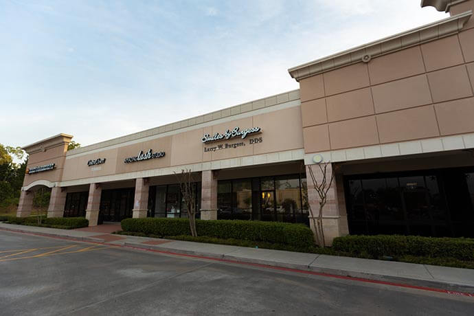 TourOffice_B_0000_Burgess_The-Woodlands_Practice-Photos-1